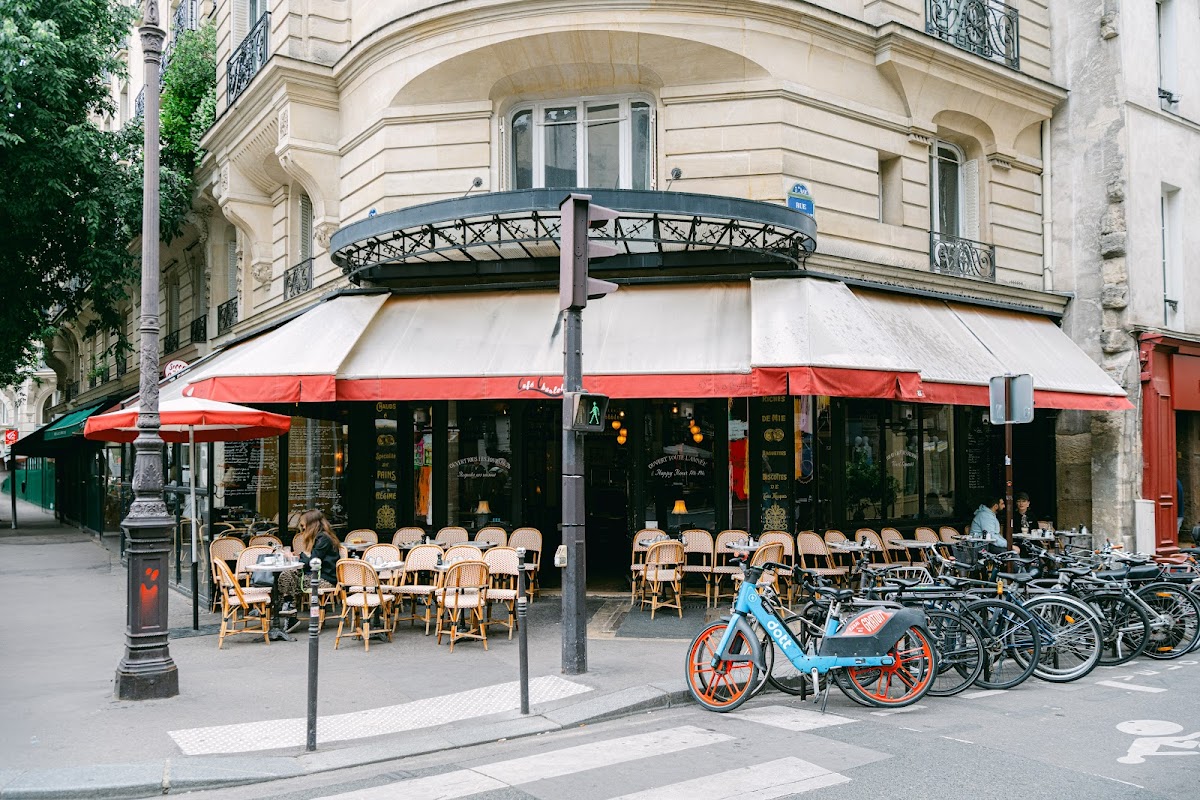 Café Charlot